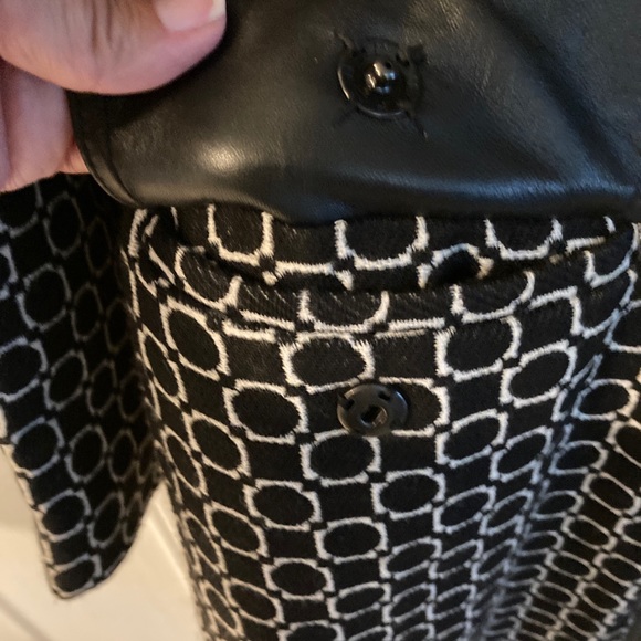 Jacket - Picture 4 of 10